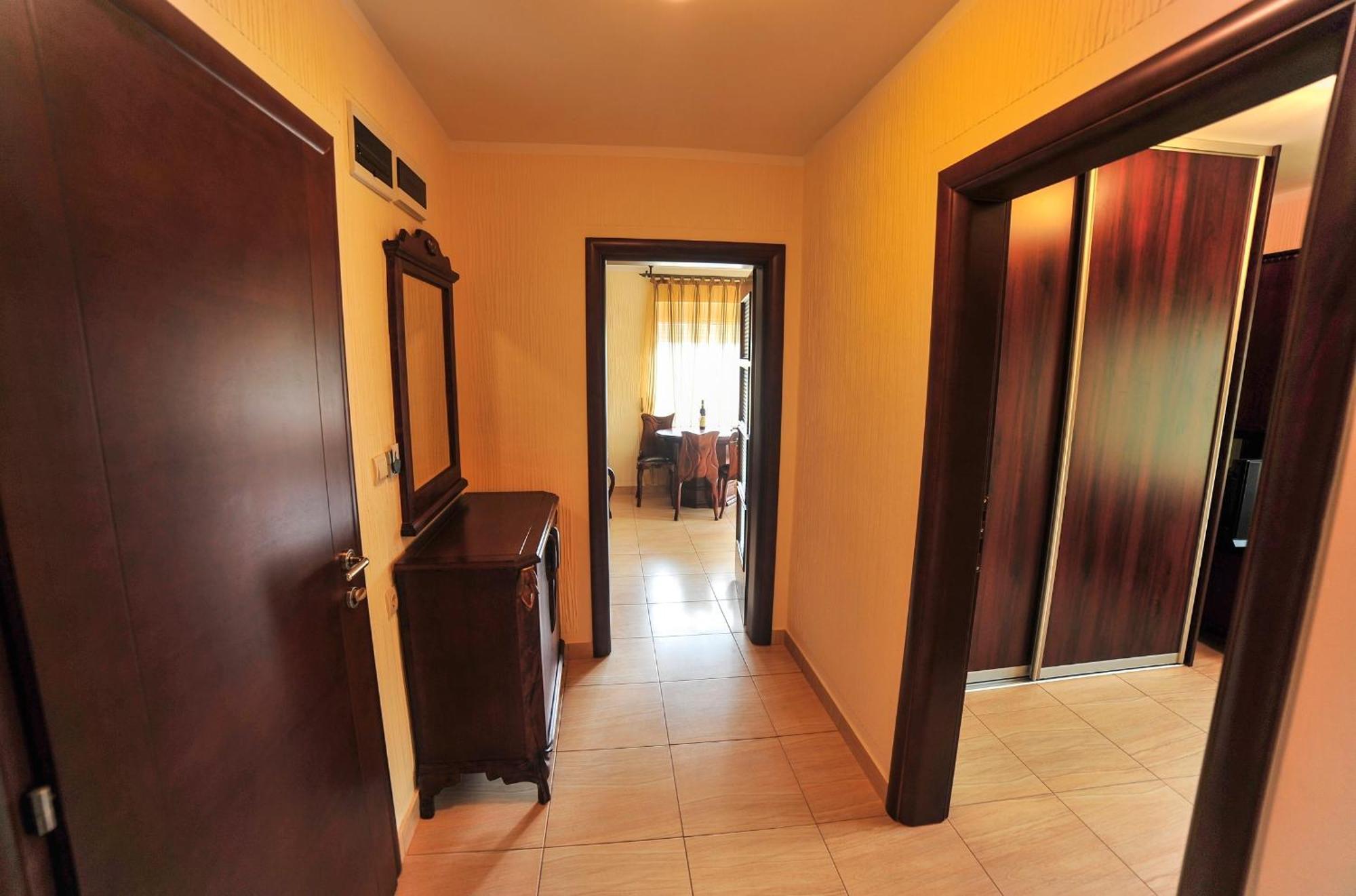 Villa Dolphin Apartments Petrovac Bilik gambar