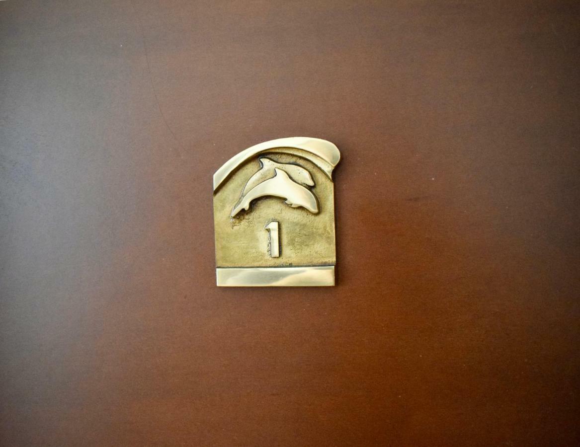 Villa Dolphin Apartments Petrovac Luaran gambar
